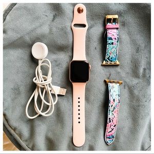 SOLD - Apple Watch Series 4 Rose Gold Titanium 40mm